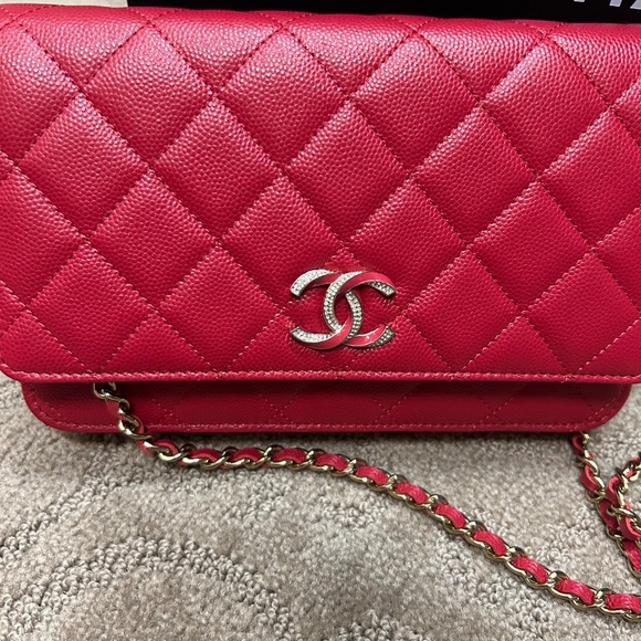 Chanel Wallet on a Chain Brand New!❤️ - Picture 2 of 7